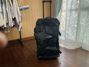 ノースフェース　キャリーバッグ　７０L　新品・未使用！