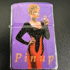 ZIPPO ジッポ ライター PINUP GIRLS ピンナップガール シルバー 1996年 オイルライター 喫煙具の画像1