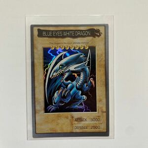 遊戯王カード　英語版 BLUE EYES WHITE DRAGON 青眼の白竜 ブルーアイズホワイトドラゴン　BANDAI 