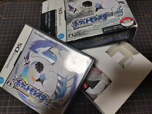 DSゲームソフト ポケットモンスター ソウルシルバー Pokmon ポケモン 起動確認済 中古品 Nintendo 箱傷み有り ポケウォーカー付き