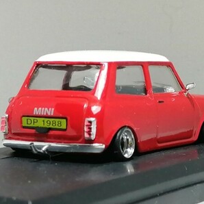 1/43 デルプラド MINICOOPER 改 アルミ 深リム ローダウン 改造 ミニクーパ センターマフラー カスタム 世界の名車 コレクション の画像2