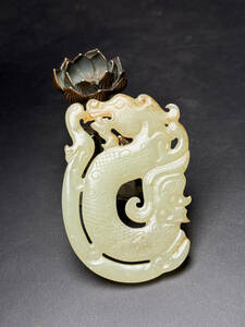 ▽鴻▽ 和田玉製 細密彫 龍行天下 置物 古賞物 中国古玩 中国古美術