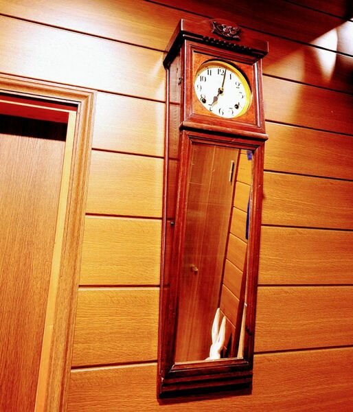 〈完動・美品〉珍品　八角菱M印　傾斜鏡付ゼンマイ振り子時計　 アンティーク古時計