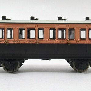 HORNBY OOゲージ R40061 L&SWR 4 WHEEL 1ST CLASS COACH No.123【A'】pxh042309の画像4