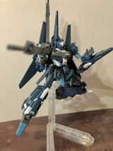 HG リゼル　隊長機　塗装済完成品 HGUC _画像2