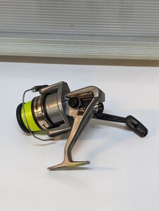 スピニングリール　Daiwa　ST1000B　ロングスプリンター　釣具　ダイワ