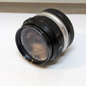 カメラレンズ Nikon Nikkor-N・C Auto 24mm f2.8 ニコン ケース付の画像1
