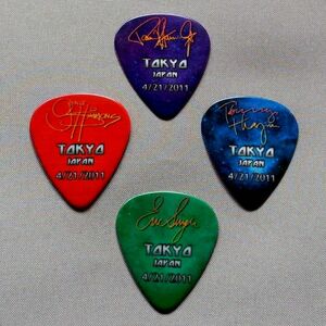 KISS キッス 2011年 Paul Stanley Gene Simmons Tommy Thayer Eric Singer 全メンバー ギターピック