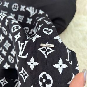 LOUISVUITTON 新品未使用 ルイヴィトン 名作 Lサイズ Tシャツ 半袖 グラデーション グラディエント メンズ モノグラム RM221Q NPG HKY46Wの画像3