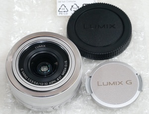 ■■【難あり・送料無料】パナソニック LUMIX G VARIO 12-32mm F3.5-5.6 ASPH. MEGA O.I.S シルバー ■■