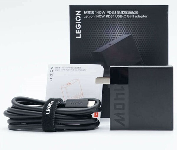 レノボ LENOVO LEGION 140W PD3.1 新品 USB-C GaNアダプター AC アダプター 送料無料 東京発送
