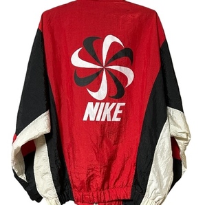 新品同然USA買付90年代ナイキNIKE風車ロゴ両面プリント・ナイロンジャケット★レッド★Lの画像6