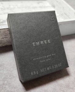Three by Three スリー シマリング グローデュオ #01 ベージュ コスメ 