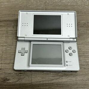 ☆ DSLite ☆ ニンテンドーDS Lite グロスシルバー 動作品 本体 アダプター タッチペン 付属 Nintendo DS GBA ニンテンドー 任天堂 5378の画像5