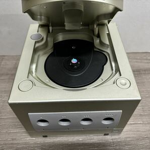 ☆ GC ☆ ゲームキューブ スターライトゴールド 動作品 本体 アダプター 付属 ソフト読み込みOK Nintendo GAMECUBE 任天堂 6883の画像3