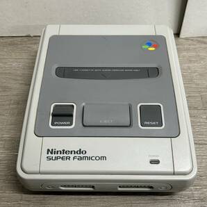 ☆ SFC ☆ スーパーファミコン 動作品 本体 コントローラー アダプター ケーブル 箱 説明書 付属 SUPER FAMICOM Nintendo 任天堂 0301の画像2