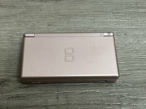 ☆ DSLite ☆ ニンテンドーDS Lite メタリックロゼ 動作品 本体 タッチペン 付属 Nintendo DS GBA 任天堂 ニンテンドー 2881