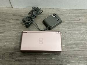 ☆ DSLite ☆ ニンテンドーDS Lite メタリックロゼ 動作品 本体 タッチペン アダプター 付属 Nintendo DS GBA ニンテンドー 任天堂 1079