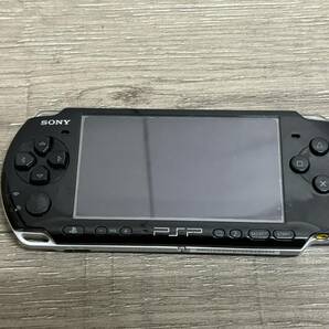 ☆ PSP ☆ プレイステーションポータブル PSP-3000 ピアノブラック 動作品 本体 のみ Playstation Portable SONY バッテリー欠品 3338の画像3