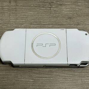 ☆ PSP ☆ プレイステーションポータブル PSP-3000 セラミックホワイト 動作品 本体 のみ Playstation Portable SONY バッテリー欠品 7270の画像5