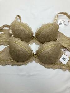 D65 2点セット　フロラーレ 花柄レース ブラジャー　トリンプ