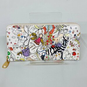 【美品】◎tsumori chisato CARRY ツモリチサト キャリー 羊皮 ラウンド長財布 刺繍 ホワイト財布 ナチュラルラブ 未使用品◎の画像2