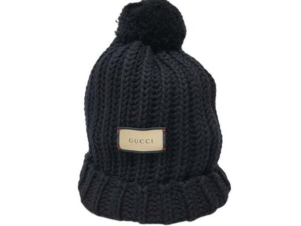 新品本物グッチ GUCCI ロゴを大胆に配したデザインGUCCIラベル Knit Hats ハット ニットキャップ 帽子 ニット帽 黒 ユニセックス