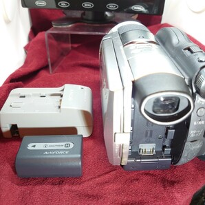 417【DVD録画再生/外部出力OK】SONY デジタルビデオカメラ HDR-UX7 ソニー フルHDハンディーカム 本体+H型バッテリー 充電器の画像10