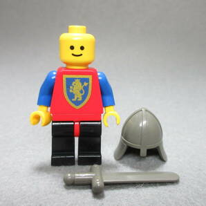 LEGO★156 正規品 クルセイダー ライオン ミニフィグ 同梱可能 レゴ お城シリーズ キャッスル キングダム 兵士 ナイト 騎士 甲冑の画像3