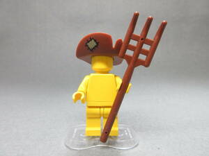 LEGO★297 正規品 農夫 帽子とフォーク 同梱可能 レゴ シティ タウン 男 女 子供 女の子 男の子 ヘアー カツラ 被り物 髪 帽子 ファーマー