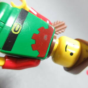 LEGO★16 正規品 森の人 フォレストマン ミニフィグ 同梱可能 レゴ お城シリーズ キャッスル キングダム 兵士 ナイト 騎士 甲冑 羽飾りの画像4