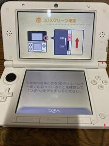 任天堂 Nintendo ニンテンドー 3DSLL WAP-002 ピンクホワイト　タッチペン無し　動作確認済み　初期化済み