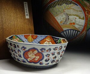 緑屋f■ 時代物　染錦 八角鉢　木箱　古伊万里　i9/3-6540/18-4#80