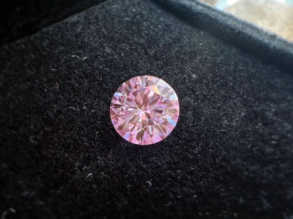 モアサナイト ピンク pink 1.0CT 6.5mm ルース 裸石 証明書付き 人工ダイヤモンド 桜 sakura さくら モアッサナイト