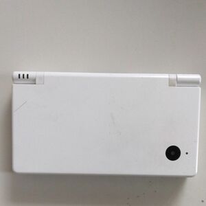 Nintendo DS i本体（ホワイト)＊ジャンク品＊