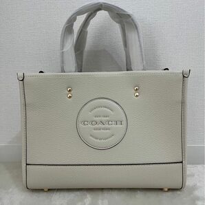 COACH C2004 デンプシー キャリーオール ウィズ パッチ リファインド ペブル レザー ハンドバッグ 手提げかばん 