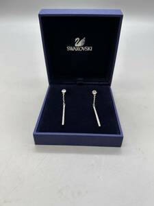 Y04053 SWAROVSKI Swarovski light Stone earrings accessory 