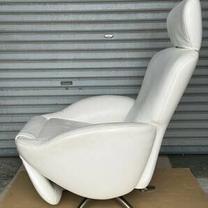 中古 ＊  Cassina カッシーナ ： ドドシェーズロング ラウンジチェア 白 革の画像3