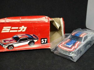 説明必読 マテルのミニカ 57 ムスタング マスタング ストッカー 1974 香港製 HW ホットウィール Hotwheels