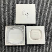 ●Apple AirPods エアポッズ MME73J/A アップル 第三世代 箱あり ワイヤレスイヤホン 充電コードあり_画像1