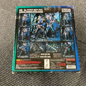 ％ 仮面ライダーイブキ 仮面ライダーザンキ 仮面ライダー バンダイ SIC VOL.34 MASKED RIDER IBUKI MASKED RIDER ZANNKI フィギュアの画像3