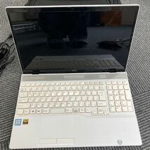 ！【ジャンク品】FUJITSU 富士通 ノートパソコン i7 8th Gen ONKYO LIFEBOOK AH77/C2 FMVA77C2WG ホワイト 白 マウス_画像3