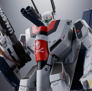 DX超合金 劇場版 VF-1S ストライクバルキリー （一条輝機） メカニックエディション