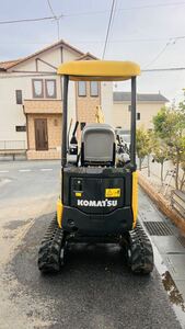 Komatsu ExcavatorPC18MR-2、使用hours547hours，，本キャブは狭所でも開閉可能です。倍速機能がYesます。使用hoursが少ない。美品。