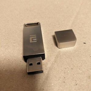 2TB (2000GB)  USBメモリー シルバー キャップ付き USB メモリ キャップ式の画像5