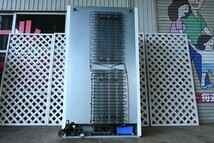 PL3EK15 東芝 TOSHIBA 冷蔵ロッカー 2列8室 リターン式 鍵付き コールドロッカー 業務用 冷蔵庫 コインロッカー 動作確認済み _画像9