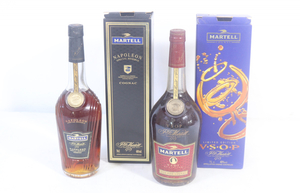 【ト足】 未開栓 2本 まとめ MARTELL VSOP MEDAILLON　マーテル ナポレオン VSOP メダイヨン　コニャック CO000CAA4D