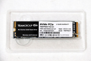 M.2 SSD NVMe 1TB TEAM TM8FP6001T0C101 新品同様