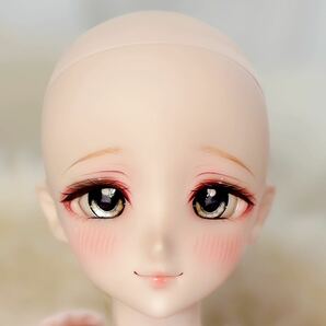 【eMO+h】DDH-09 セミホワイト肌 ソフビ盛りカスタムヘッド＋レジンアイ（難あり※説明文をご確認下さい）の画像10