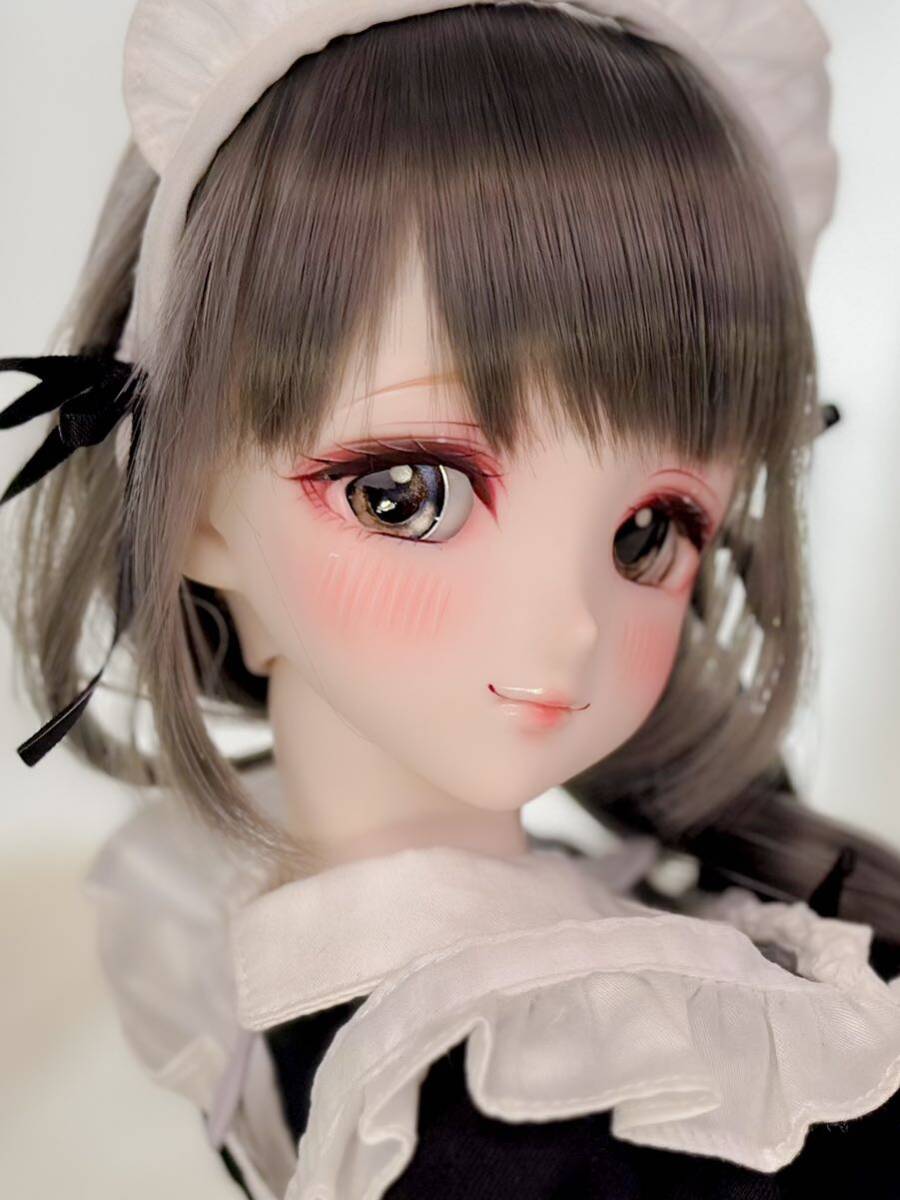 [eMO+h] DDH-09 Semi-white skin Soft vinyl custom head + resin eyes (with some defects *Please check the description), doll, character doll, dollfie dream, parts